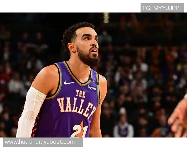 小卡特称赞泰厄斯琼斯为理想控卫强调其卓越沟通能力和团队价值