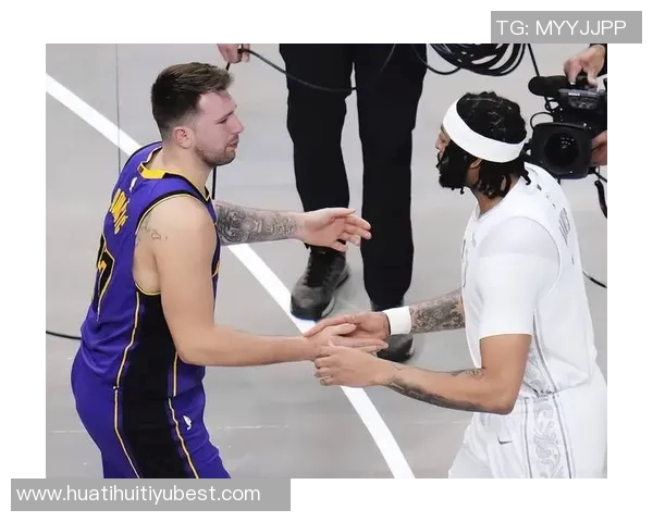 勇士锁定季后赛目标湖人胜利让勇士落后15个胜场